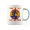 1pc Halloween Bigfoot Coffee Cup Mug, "TRICK OR TREAT SMELL MY FEET" Bigfoot Mug, best Halloween gift for friends